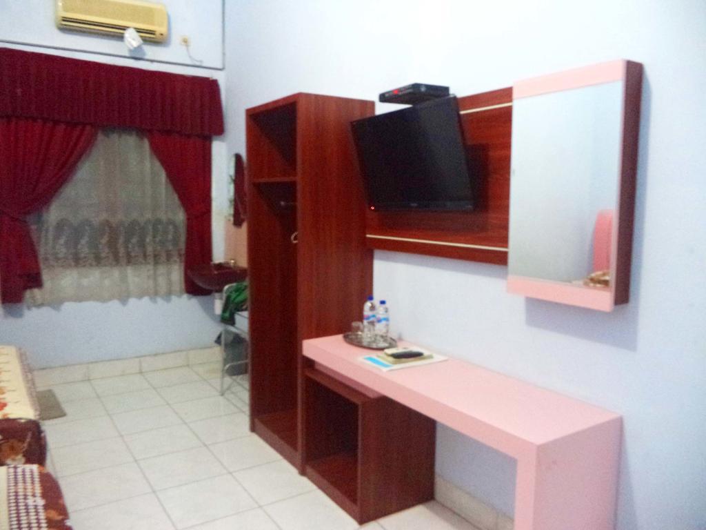 Hotel Indonesia Pekalongan Ngoại thất bức ảnh