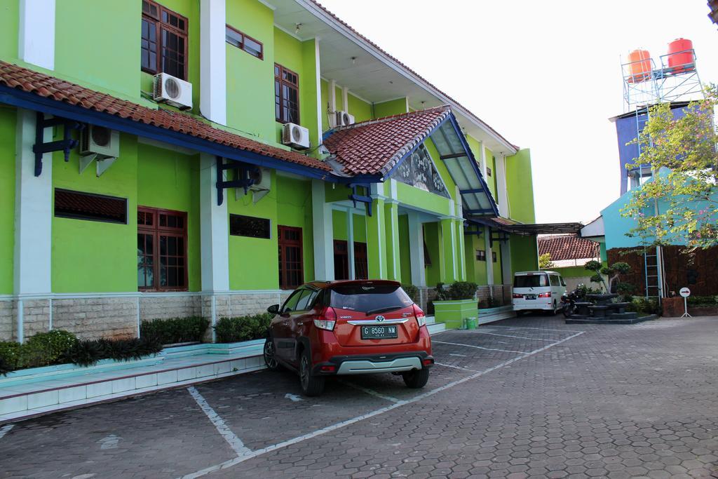 Hotel Indonesia Pekalongan Ngoại thất bức ảnh